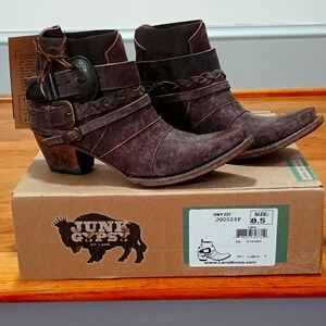 Junk Gypsy by Lane wine colored ankle boots.Sz 8.5. Brand new in box